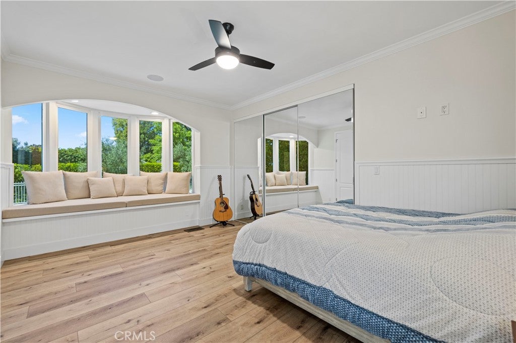 Northridge, California, 91325, United States, 4 Bedrooms Bedrooms, ,4 BathroomsBathrooms,Residential,Active,1936096