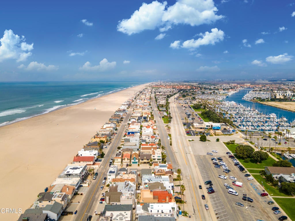 Oxnard, California, 93035, United States, 3 Bedrooms Bedrooms, ,3 BathroomsBathrooms,Residential,Active,1973527