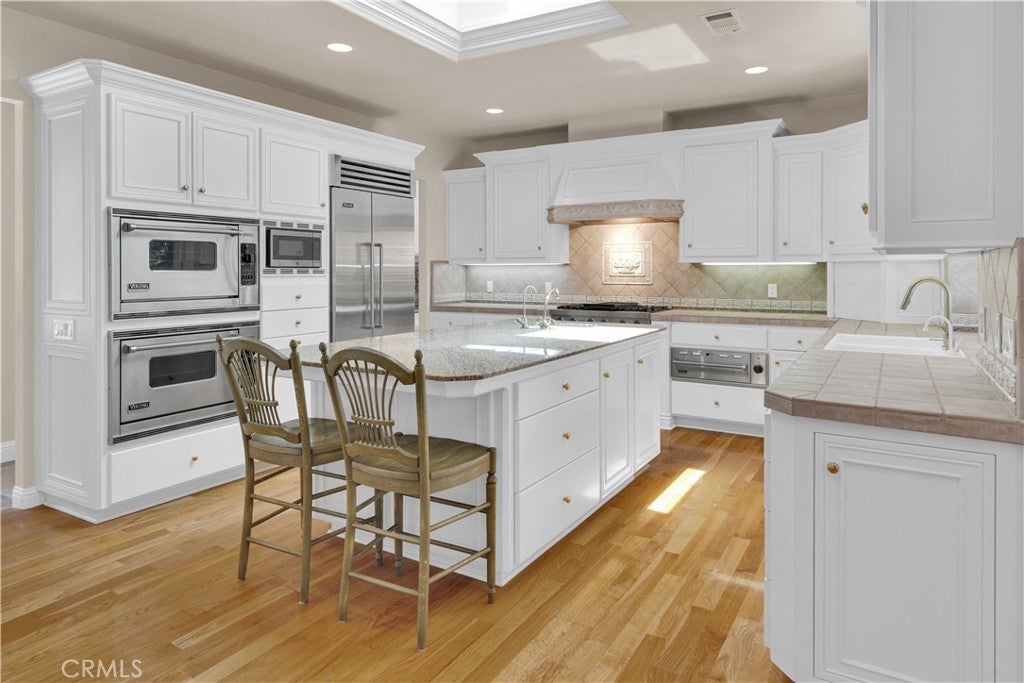 Templeton, California, 93465, United States, 3 Bedrooms Bedrooms, ,4 BathroomsBathrooms,Residential,Active,1899871