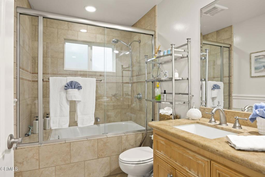 Oxnard, California, 93035, United States, 3 Bedrooms Bedrooms, ,3 BathroomsBathrooms,Residential,Active,1757626