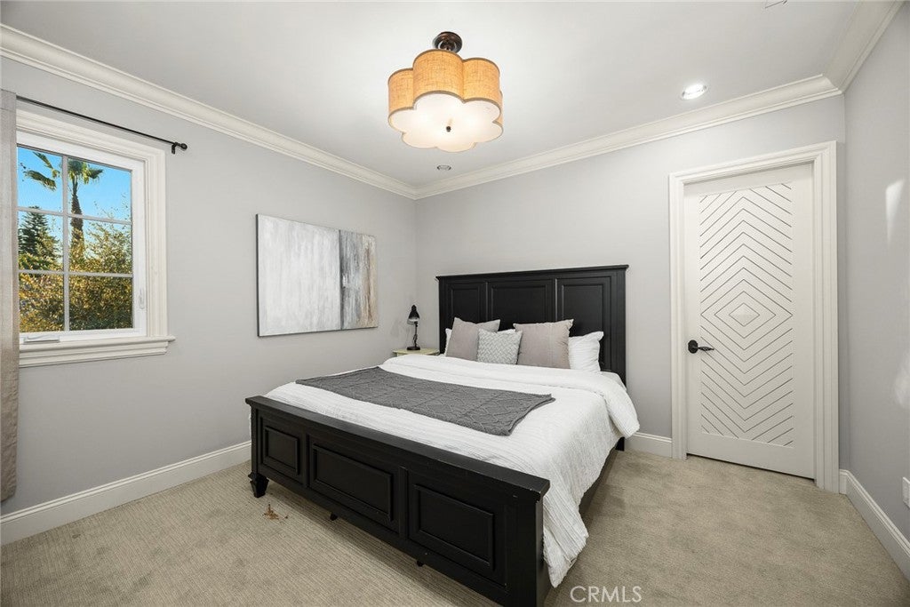 Arcadia, California, 91006, United States, 4 Bedrooms Bedrooms, ,5 BathroomsBathrooms,Residential,Contingent,2014572