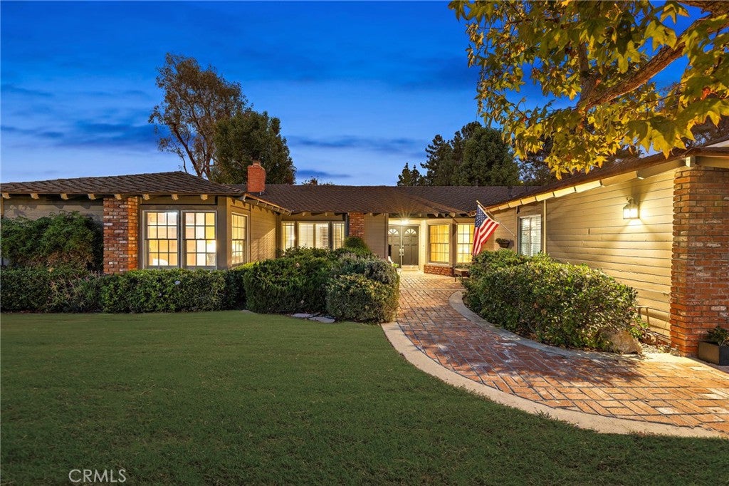 Laguna Niguel, California, 92677, United States, 4 Bedrooms Bedrooms, ,2 BathroomsBathrooms,Residential,Active,1992283