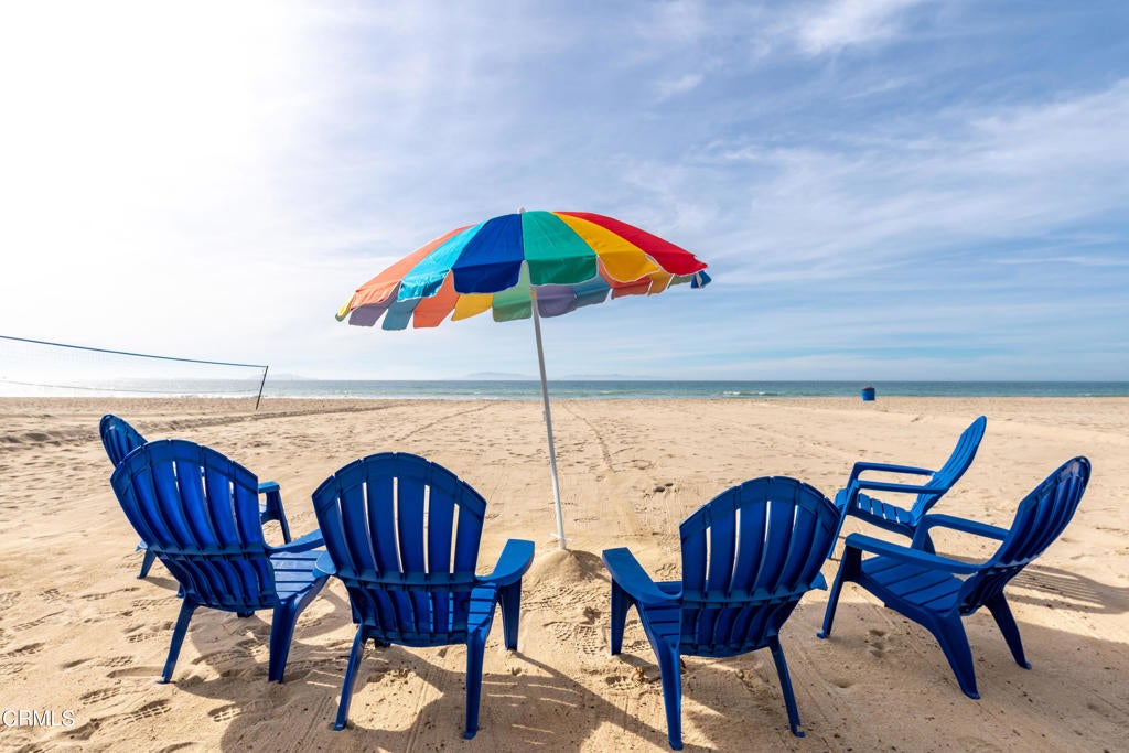 Oxnard, California, 93035, United States, 5 Bedrooms Bedrooms, ,5 BathroomsBathrooms,Residential,Active,1968422