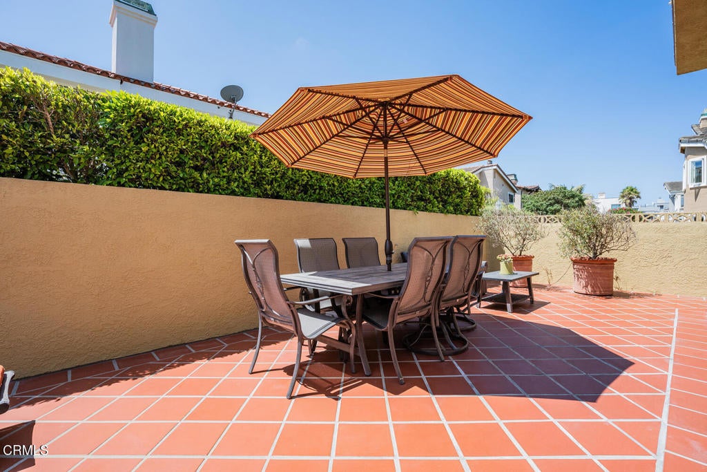 Oxnard, California, 93035, United States, 5 Bedrooms Bedrooms, ,4 BathroomsBathrooms,Residential,Active,1899886