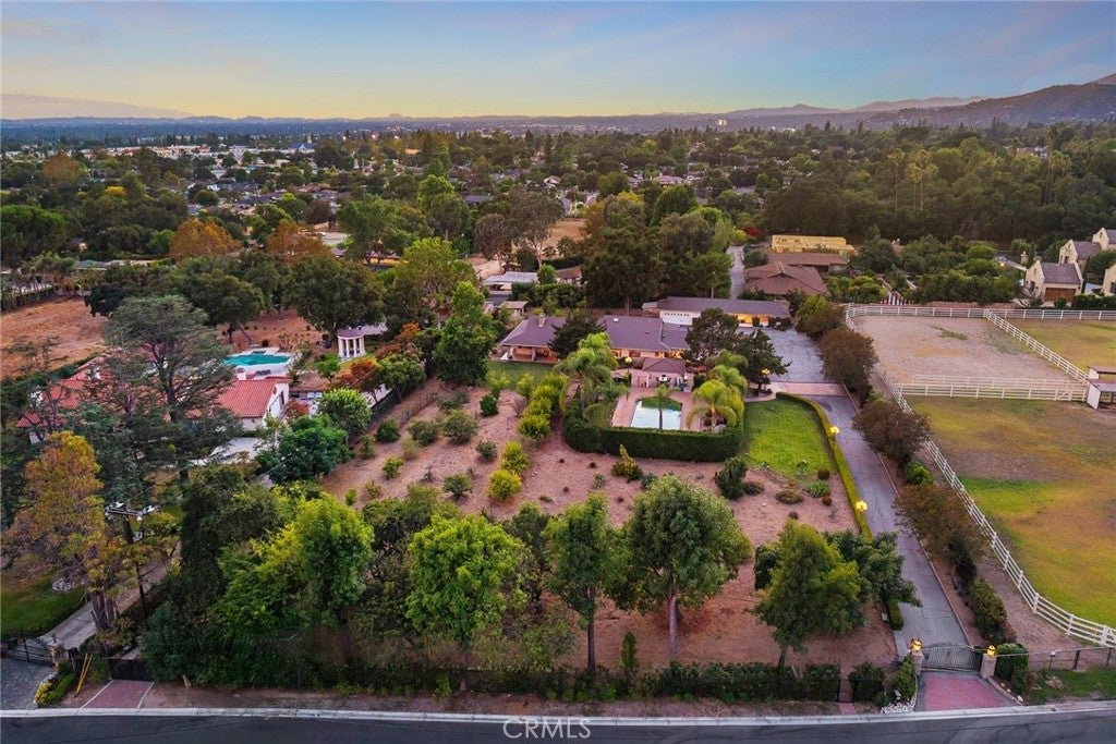 Bradbury, California, 91008, United States, 5 Bedrooms Bedrooms, ,5 BathroomsBathrooms,Residential,Active,1944055