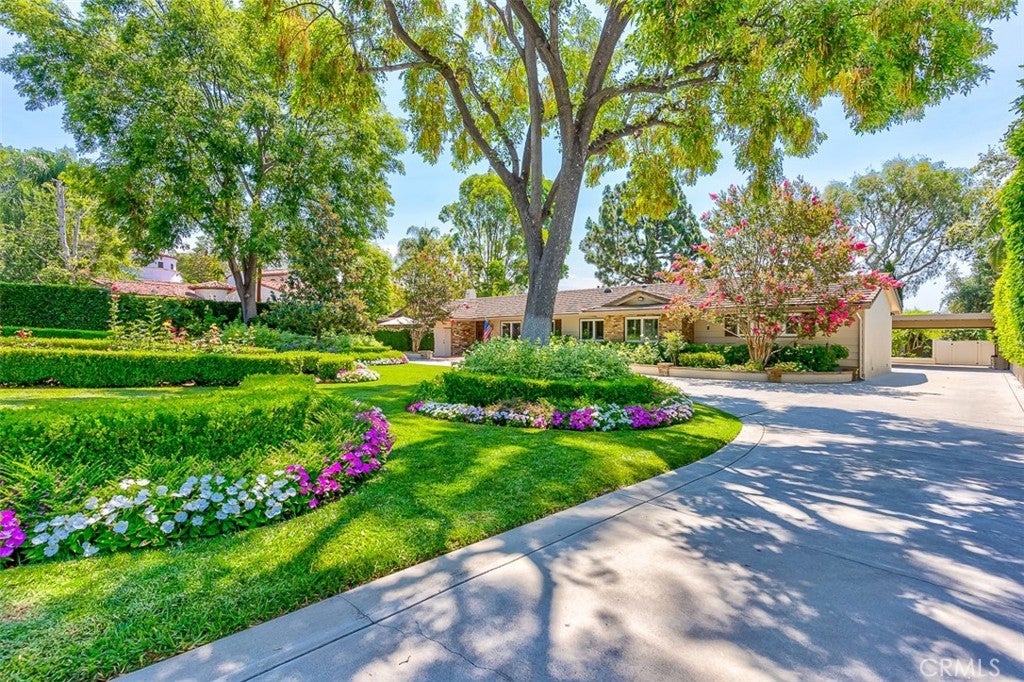 Fullerton, California, 92835, United States, 4 Bedrooms Bedrooms, ,3 BathroomsBathrooms,Residential,Active,1894565