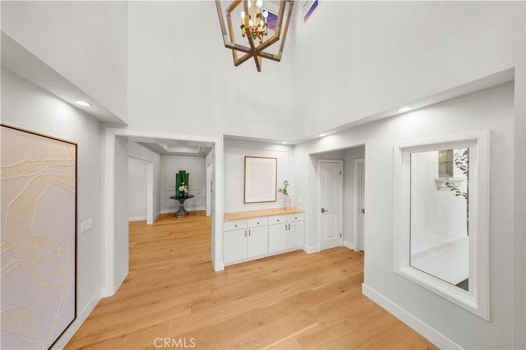 Pasadena, California, 91107, United States, 5 Bedrooms Bedrooms, ,6 BathroomsBathrooms,Residential,Active,1941367