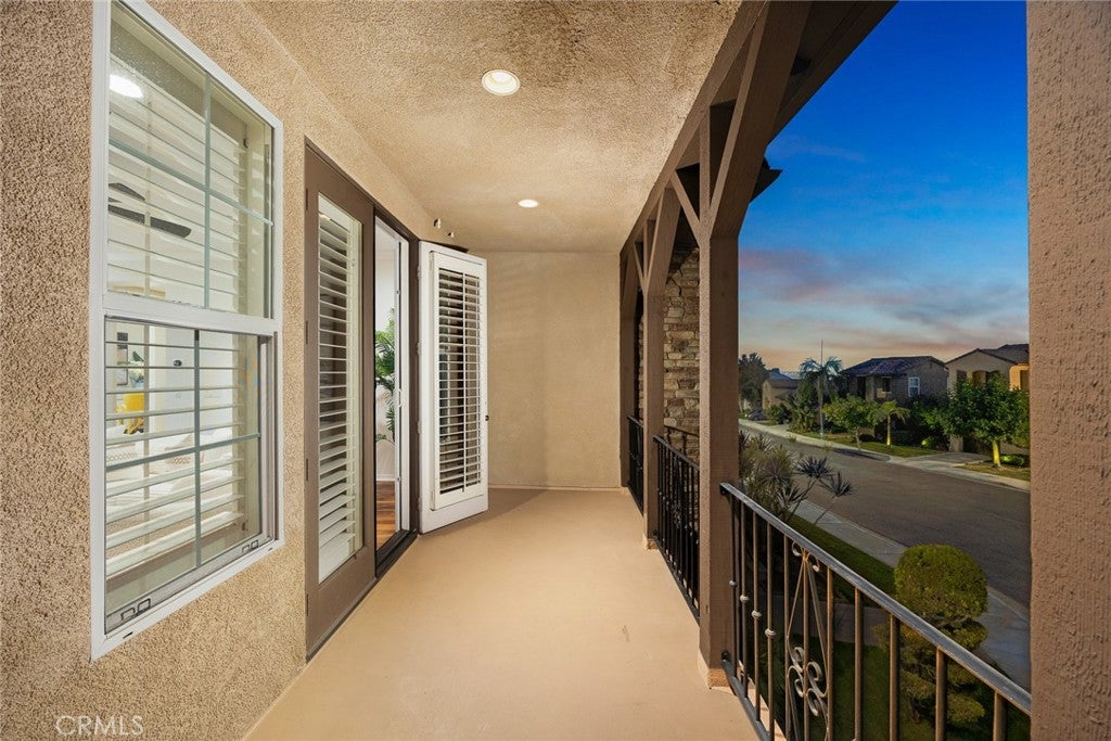 Monterey Park, California, 91754, United States, 5 Bedrooms Bedrooms, ,5 BathroomsBathrooms,Residential,Active,1988440