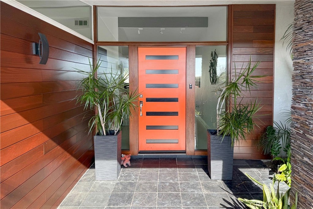 Dana Point, California, 92629, United States, 3 Bedrooms Bedrooms, ,2 BathroomsBathrooms,Residential,Active,1973342