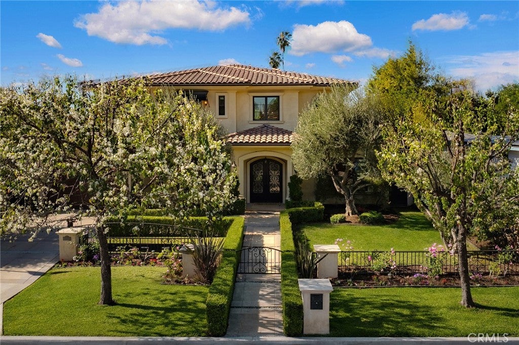 Arcadia, California, 91006, United States, 4 Bedrooms Bedrooms, ,5 BathroomsBathrooms,Residential,Active,2014620