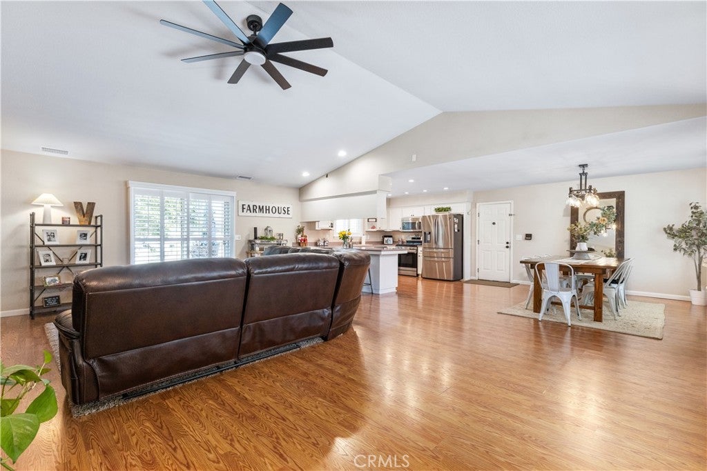 Paso Robles, California, 93446, United States, 7 Bedrooms Bedrooms, ,4 BathroomsBathrooms,Residential,Active,1904141