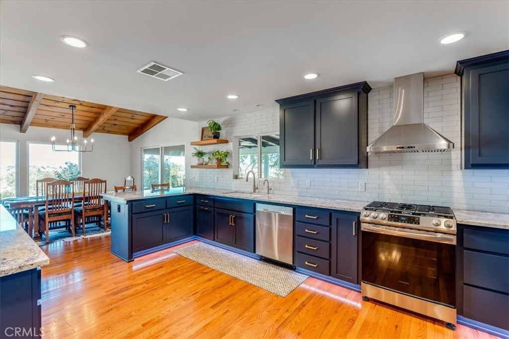 Paso Robles, California, 93446, United States, 3 Bedrooms Bedrooms, ,3 BathroomsBathrooms,Residential,Active,1990043