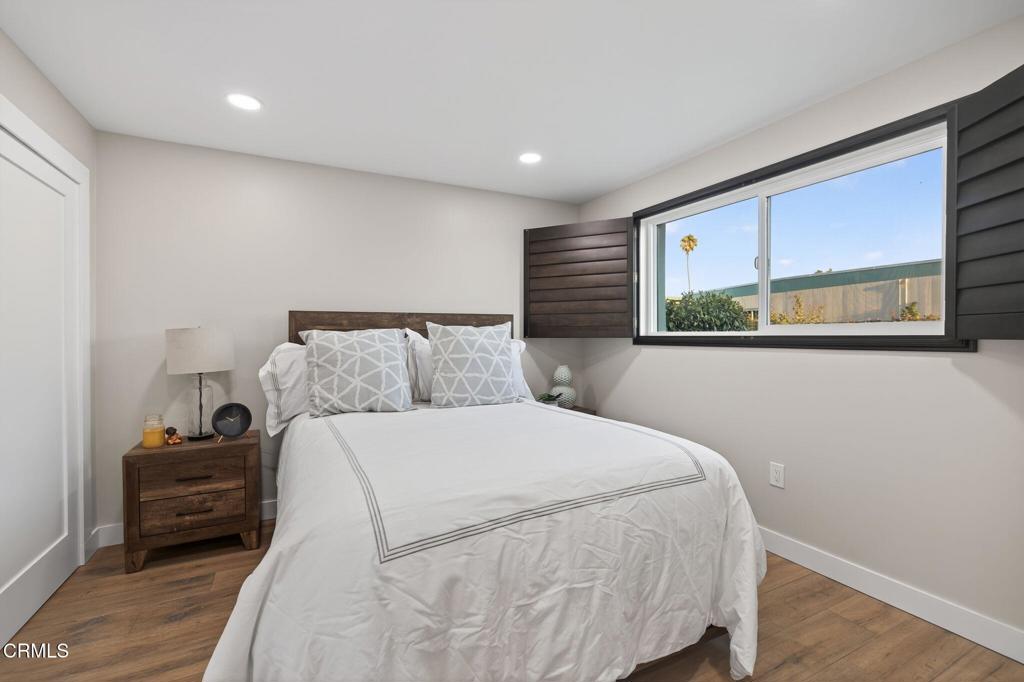 Ventura, California, 93001, United States, 4 Bedrooms Bedrooms, ,3 BathroomsBathrooms,Residential,Active,1926891