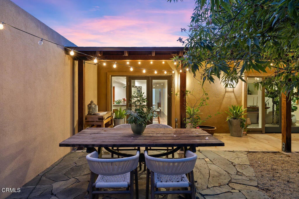 Ojai, California, 93023, United States, 3 Bedrooms Bedrooms, ,3 BathroomsBathrooms,Residential,Active,1920241