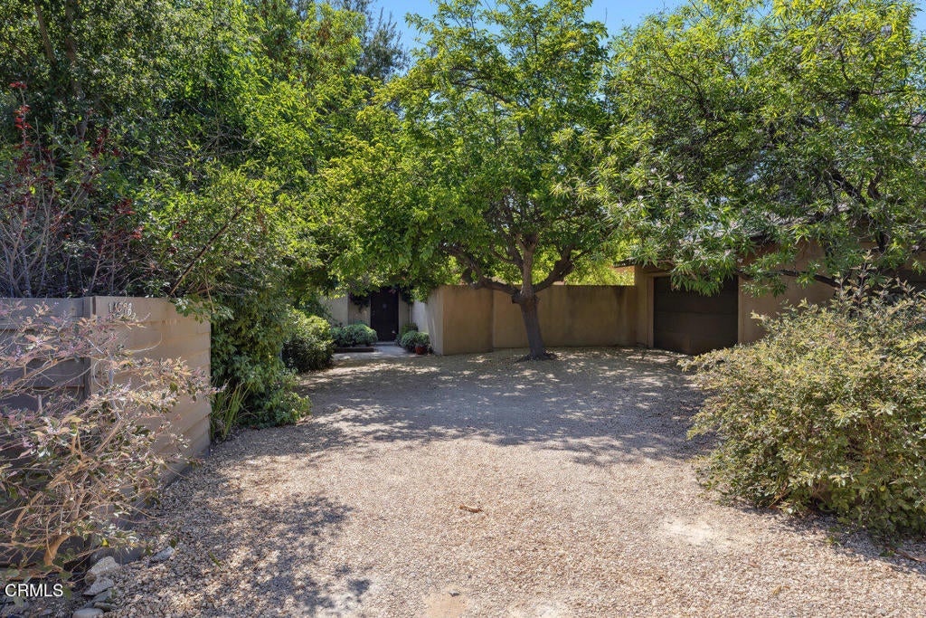 Ojai, California, 93023, United States, 3 Bedrooms Bedrooms, ,3 BathroomsBathrooms,Residential,Active,1920241