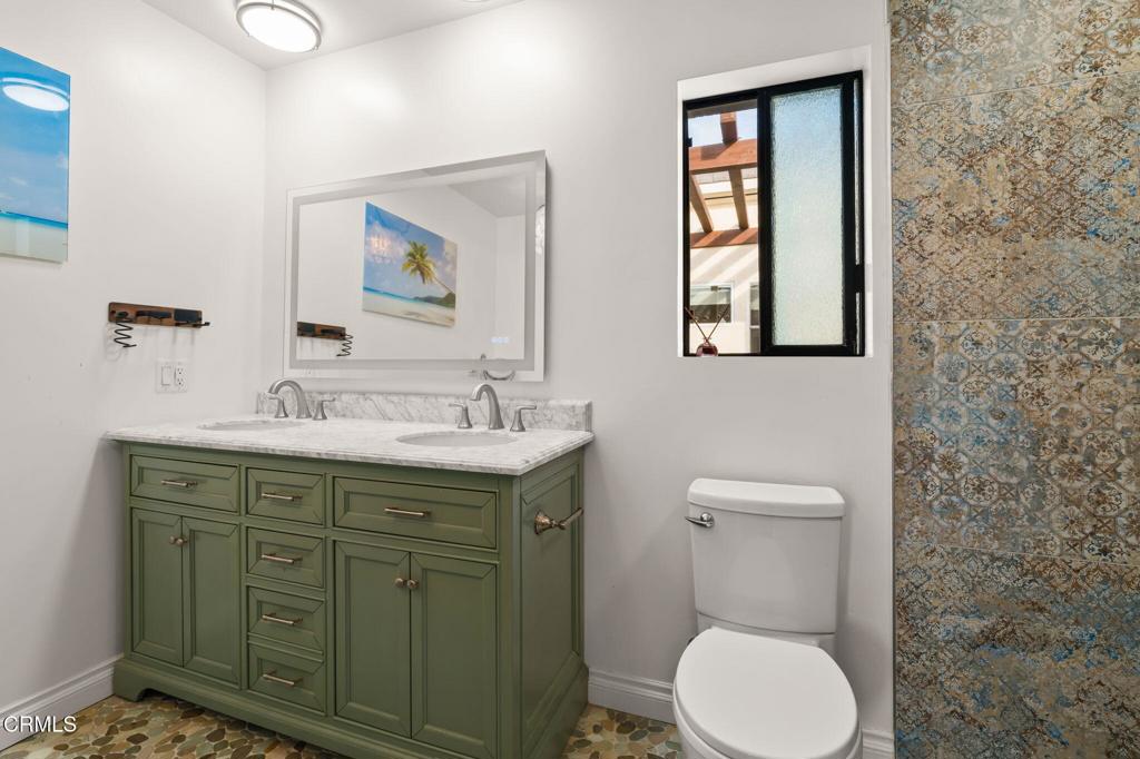 Oxnard, California, 93035, United States, 3 Bedrooms Bedrooms, ,3 BathroomsBathrooms,Residential,Active,2012910