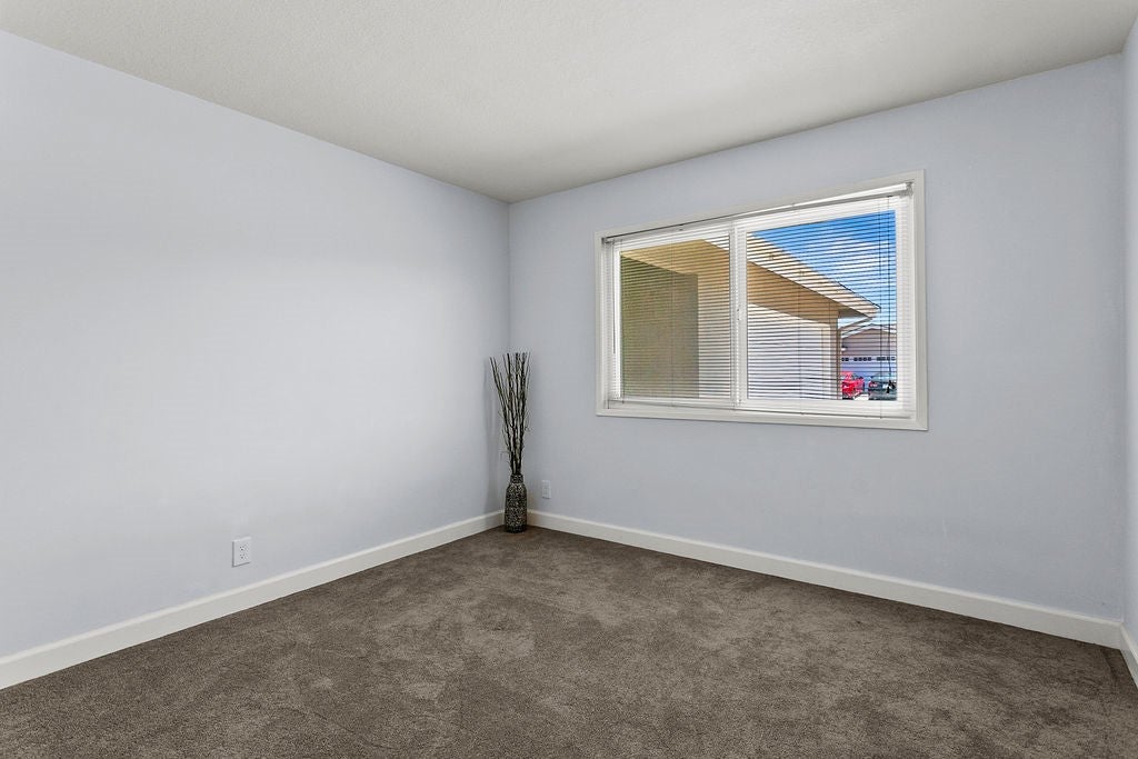Seal Beach, California, 90740, United States, 4 Bedrooms Bedrooms, ,2 BathroomsBathrooms,Residential,Active,1900161
