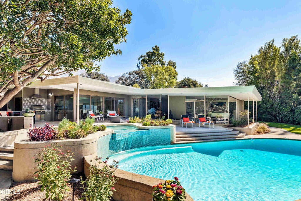 Pasadena, California, 91107, United States, 5 Bedrooms Bedrooms, ,5 BathroomsBathrooms,Residential,Active,1941341