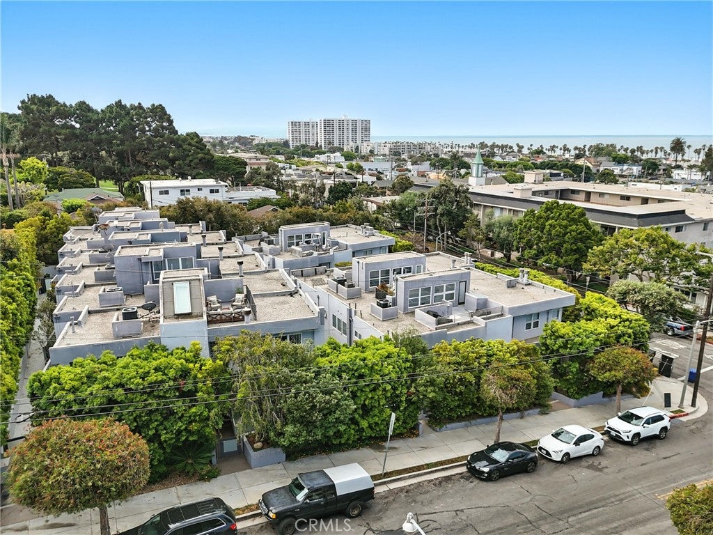 Santa Monica, California, 90405, United States, ,3 BathroomsBathrooms,Residential,Active,1894761