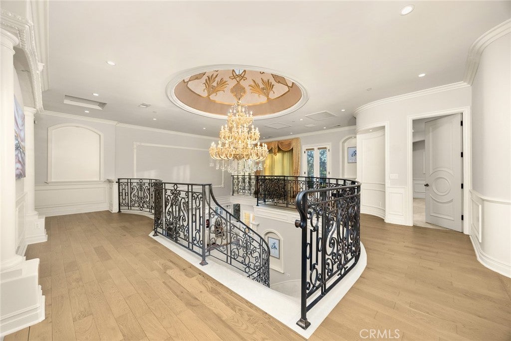 Arcadia, California, 91006, United States, 4 Bedrooms Bedrooms, ,5 BathroomsBathrooms,Residential,Active,1904748