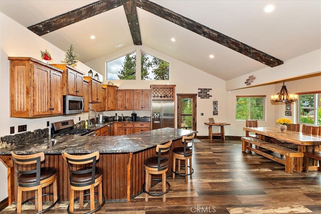 Big Bear Lake, California, 92315, United States, ,3 BathroomsBathrooms,Residential,Active,1823997