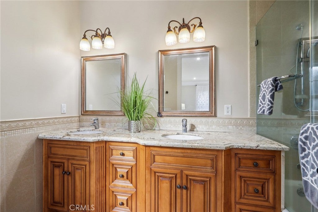 Arcadia, California, 91007, United States, 6 Bedrooms Bedrooms, ,7 BathroomsBathrooms,Residential,Active,2001357