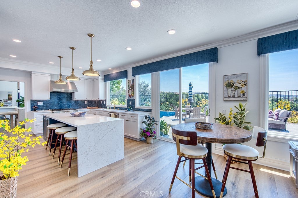 Trabuco Canyon, California, 92679, United States, 4 Bedrooms Bedrooms, ,3 BathroomsBathrooms,Residential,Active,1910158