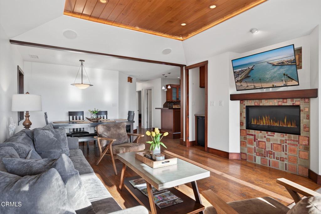 Oxnard, California, 93035, United States, 4 Bedrooms Bedrooms, ,3 BathroomsBathrooms,Residential,Active,2015438