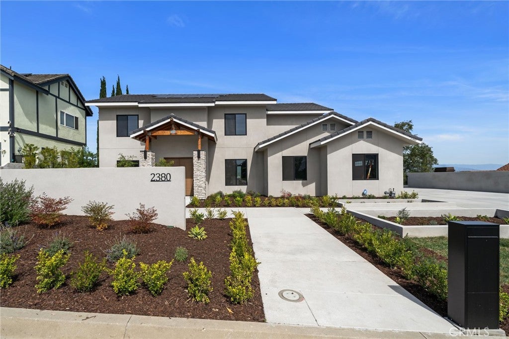 Chino Hills, California, 91709, United States, 5 Bedrooms Bedrooms, ,5 BathroomsBathrooms,Residential,Active,2030088