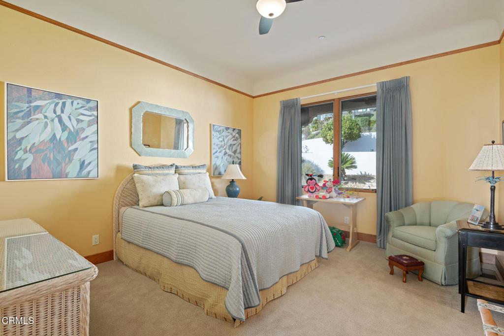 Ventura, California, 93001, United States, 3 Bedrooms Bedrooms, ,4 BathroomsBathrooms,Residential,Active,1748186