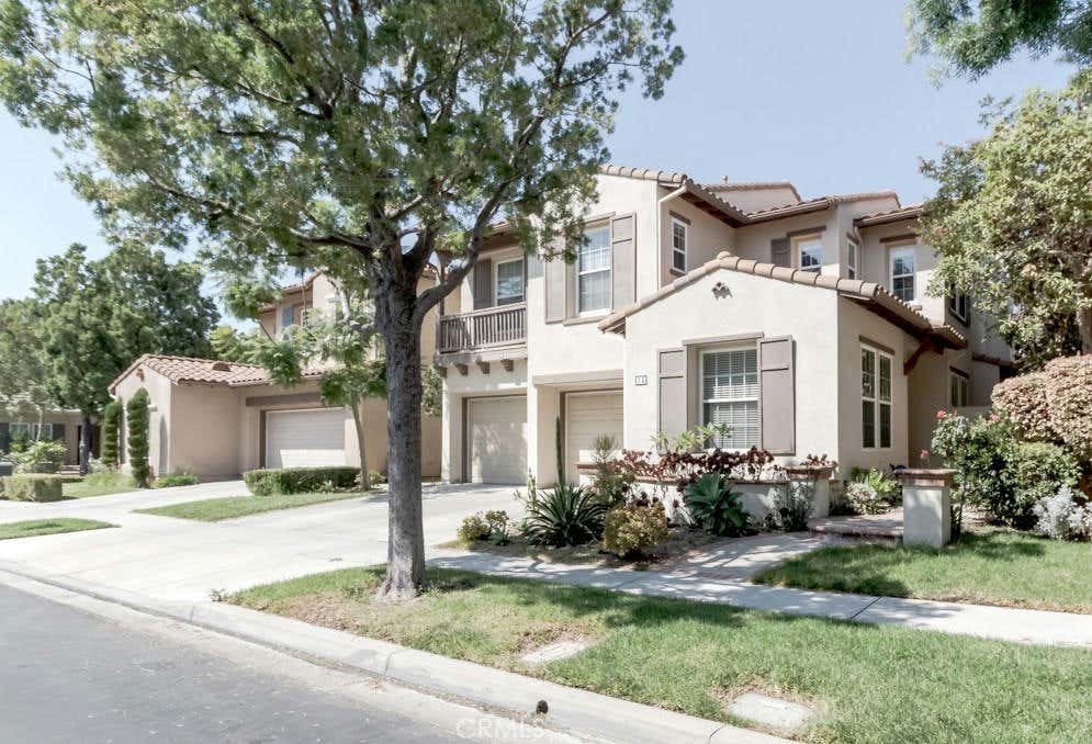 15 BEL SPGS, IRVINE, CA 92602, photo 1 of 29