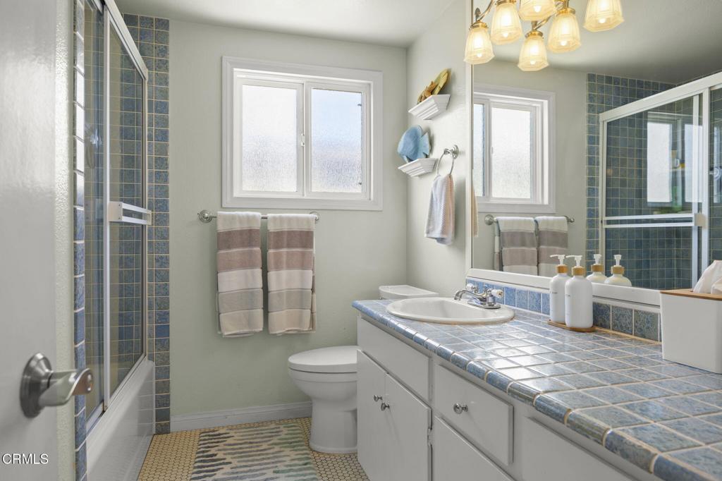 Oxnard, California, 93035, United States, 5 Bedrooms Bedrooms, ,3 BathroomsBathrooms,Residential,Active,1933720