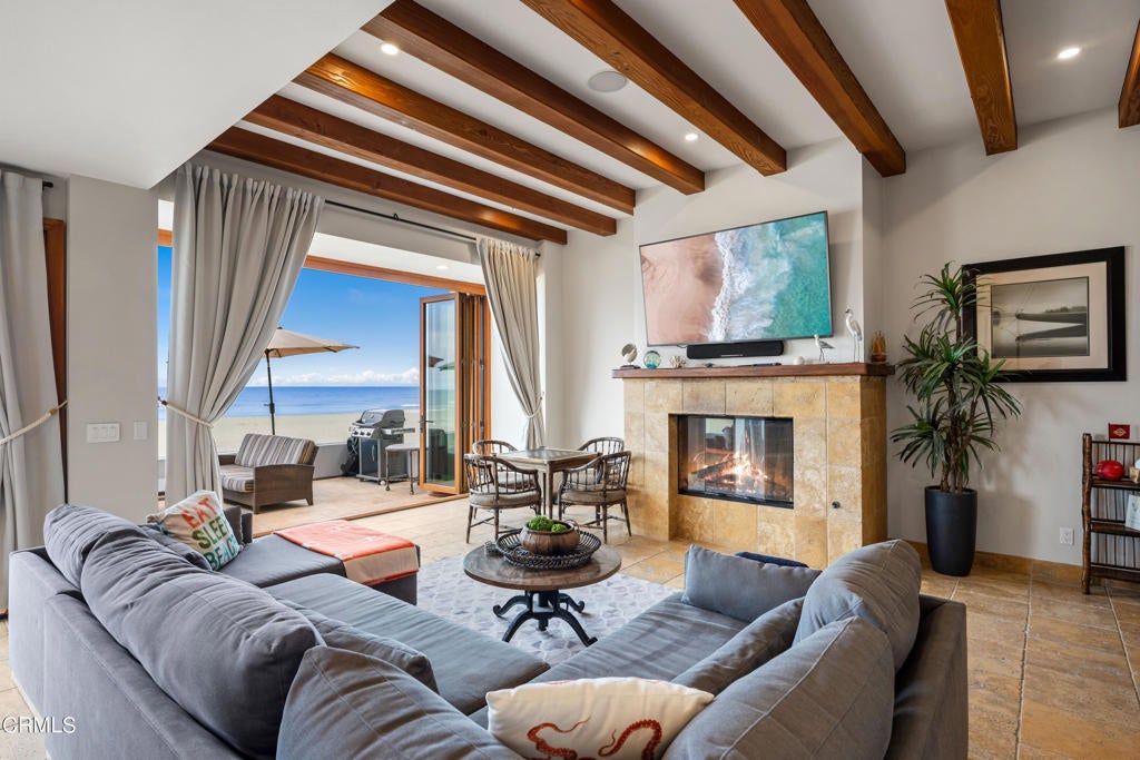 Oxnard, California, 93035, United States, 5 Bedrooms Bedrooms, ,5 BathroomsBathrooms,Residential,Active,1968422