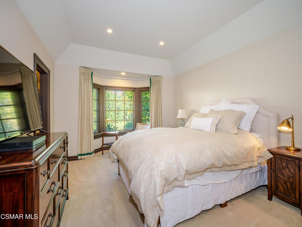 Agoura Hills, California, 91301, United States, 5 Bedrooms Bedrooms, ,5 BathroomsBathrooms,Residential,Active,1990655