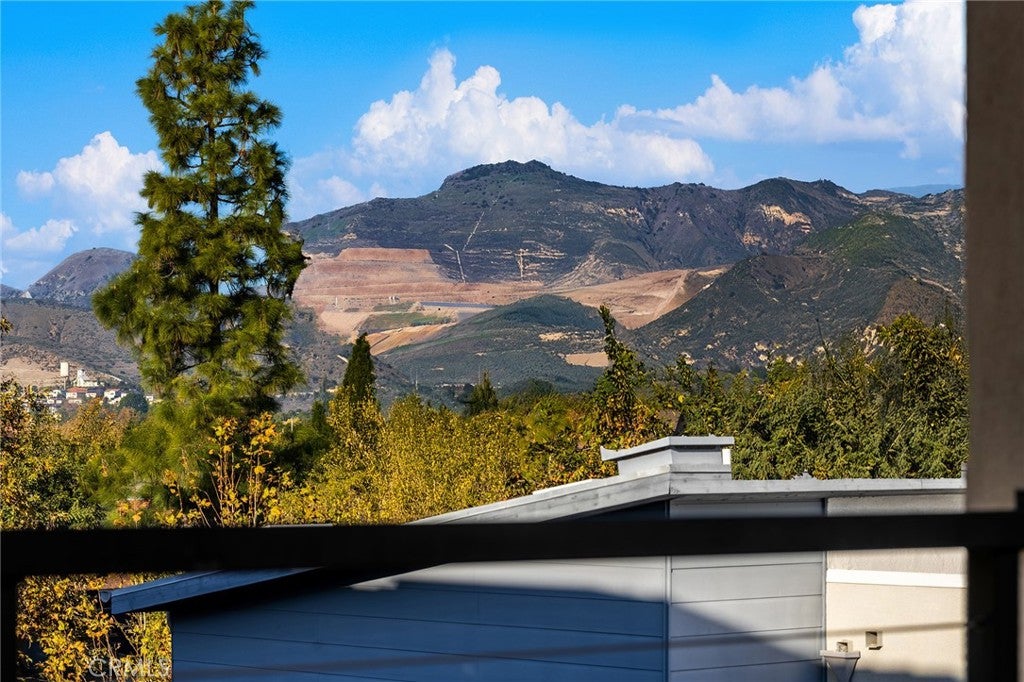 Irvine, California, 92618, United States, 3 Bedrooms Bedrooms, ,3 BathroomsBathrooms,Residential,Active,2006869