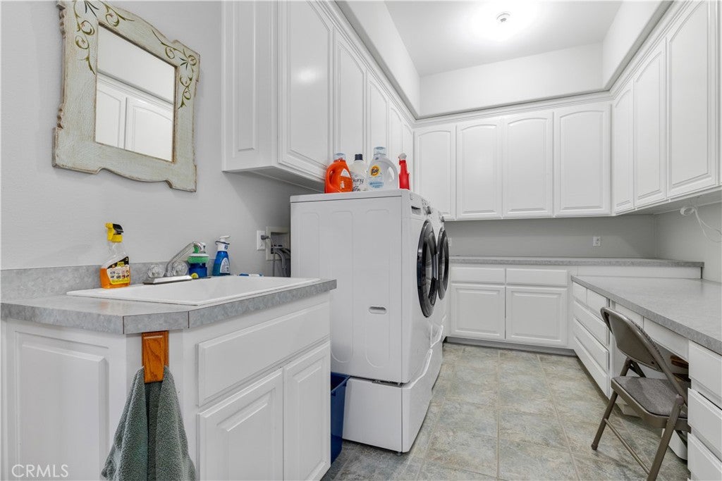 Paso Robles, California, 93446, United States, 7 Bedrooms Bedrooms, ,6 BathroomsBathrooms,Residential,Active,1919055