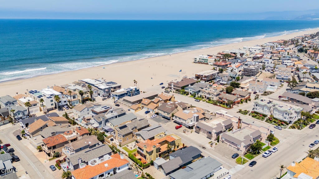 Oxnard, California, 93035, United States, 5 Bedrooms Bedrooms, ,4 BathroomsBathrooms,Residential,Active,1899886