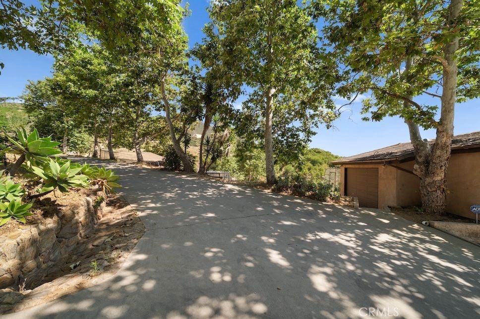 Fallbrook, California, 92028, United States, 3 Bedrooms Bedrooms, ,2 BathroomsBathrooms,Residential,Active,1820329