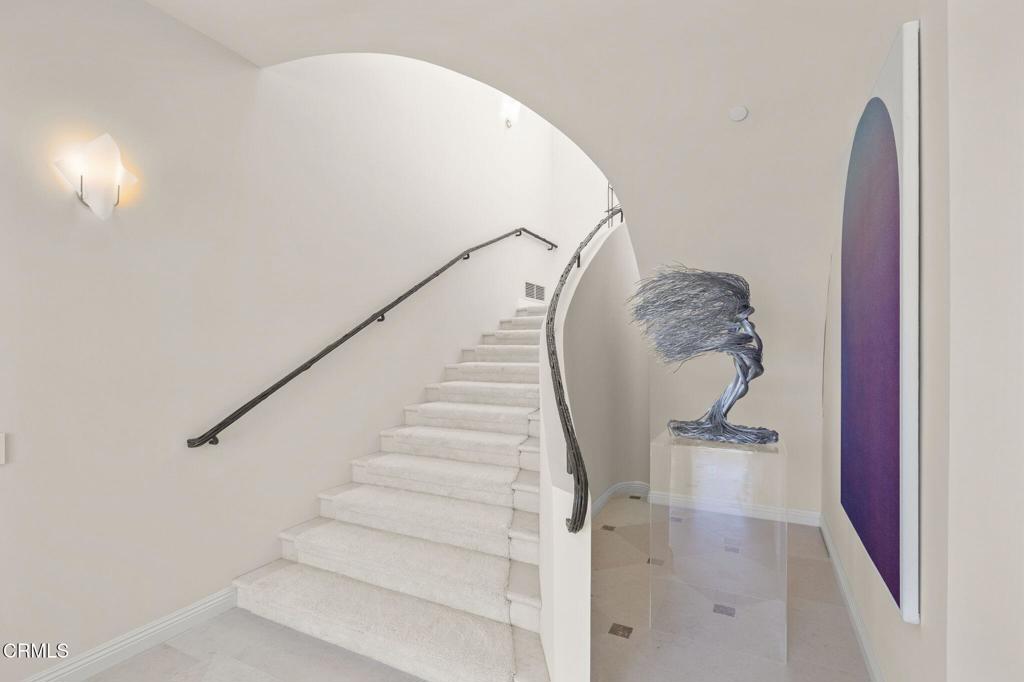 Oxnard, California, 93035, United States, 4 Bedrooms Bedrooms, ,6 BathroomsBathrooms,Residential,Active,1849510