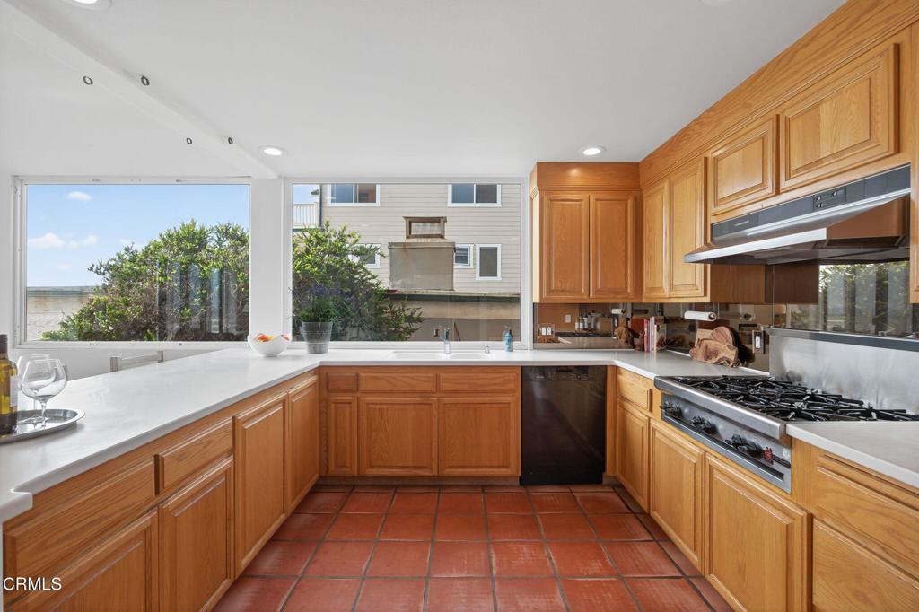 Oxnard, California, 93035, United States, 3 Bedrooms Bedrooms, ,3 BathroomsBathrooms,Residential,Active,1951816