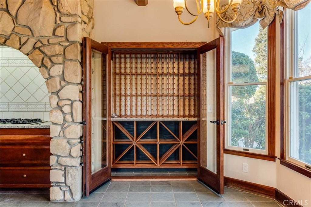 Paso Robles, California, 93446, United States, 4 Bedrooms Bedrooms, ,5 BathroomsBathrooms,Residential,Active,2016421