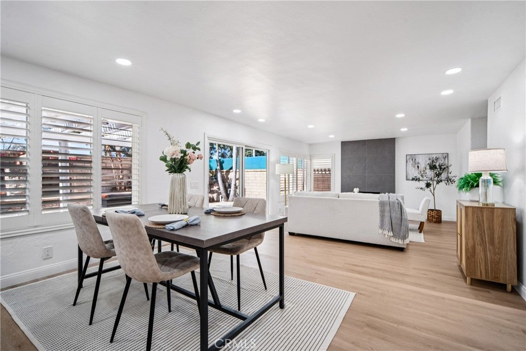 Lake Forest, California, 92630, United States, 5 Bedrooms Bedrooms, ,3 BathroomsBathrooms,Residential,Active,2002616