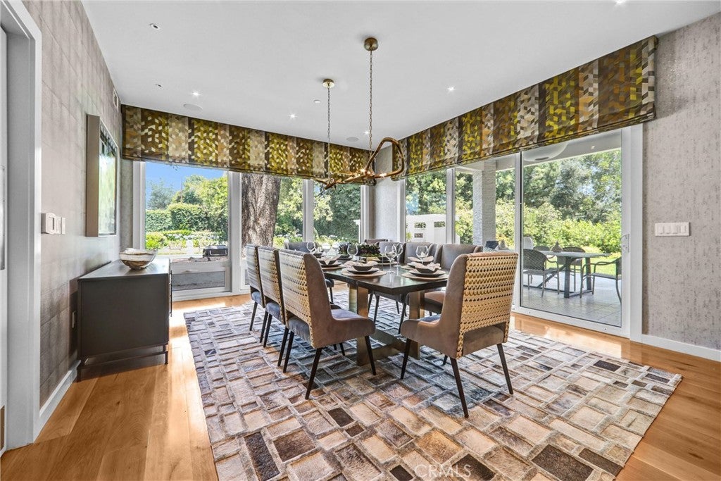 Pasadena, California, 91106, United States, 6 Bedrooms Bedrooms, ,9 BathroomsBathrooms,Residential,Active,1898207