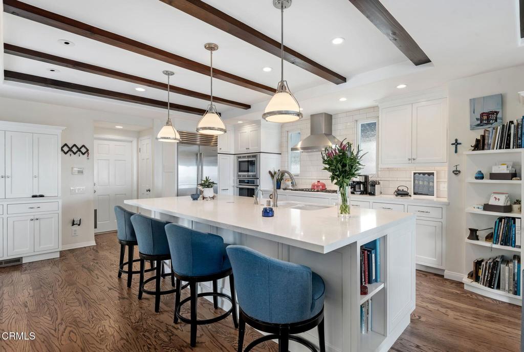 Ventura, California, 93001, United States, ,4 BathroomsBathrooms,Residential,Active,1853317