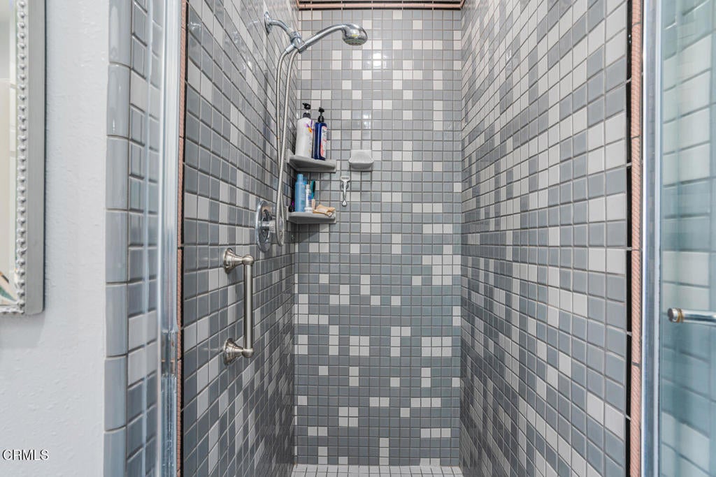 Oxnard, California, 93035, United States, 5 Bedrooms Bedrooms, ,4 BathroomsBathrooms,Residential,Active,1899886