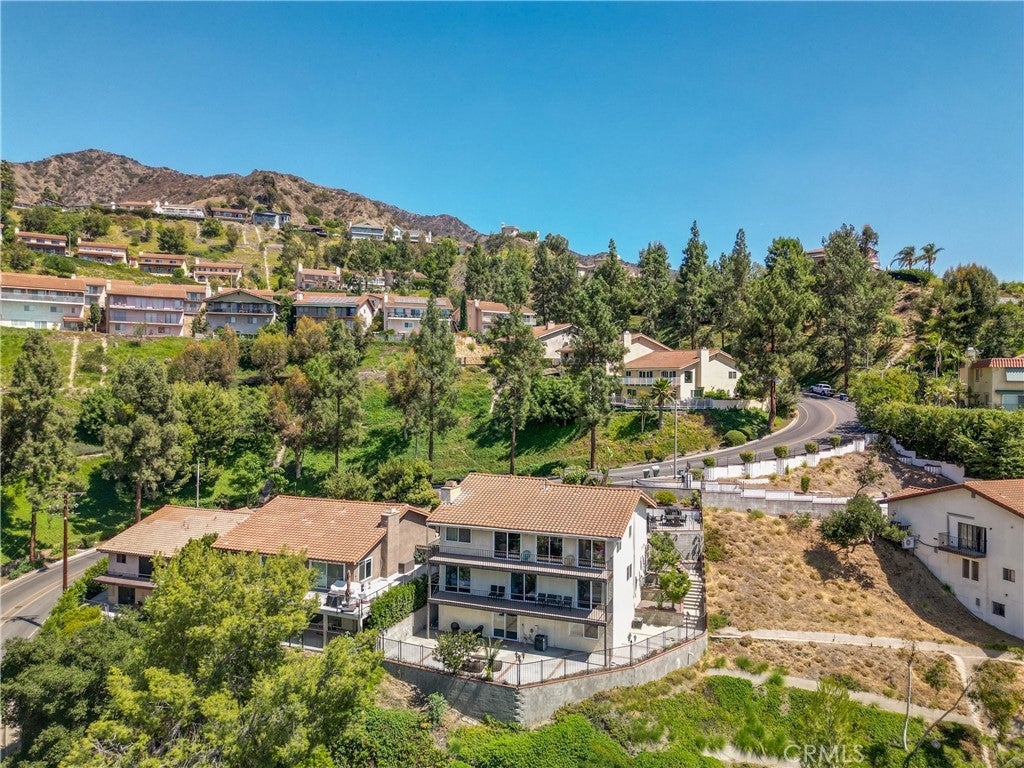 Burbank, California, 91501, United States, 5 Bedrooms Bedrooms, ,5 BathroomsBathrooms,Residential,Active,1943797