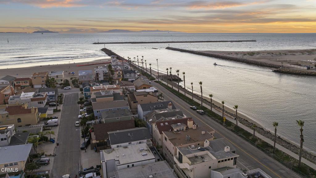 Oxnard, California, 93035, United States, 4 Bedrooms Bedrooms, ,4 BathroomsBathrooms,Residential,Active,1997596