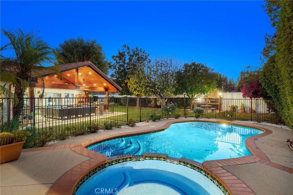 Chatsworth, California, 91311, United States, 4 Bedrooms Bedrooms, ,3 BathroomsBathrooms,Residential,Active,2006764