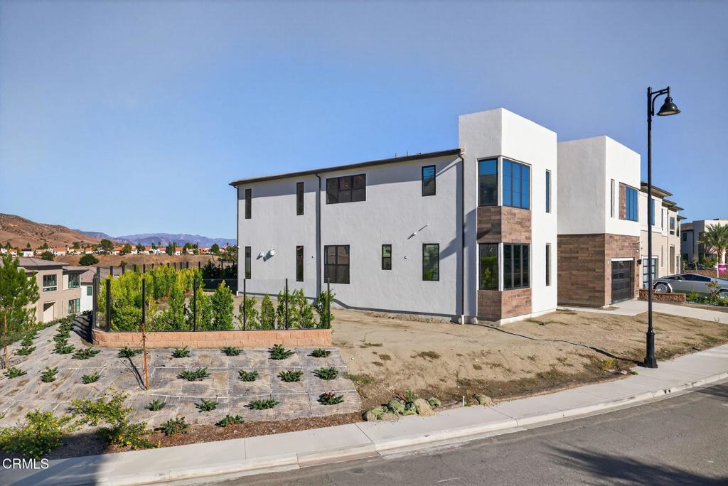 Porter Ranch, California, 91326, United States, 5 Bedrooms Bedrooms, ,6 BathroomsBathrooms,Residential,Active,1965808