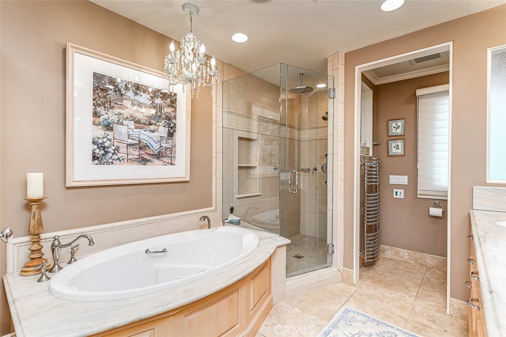 Fullerton, California, 92835, United States, 4 Bedrooms Bedrooms, ,3 BathroomsBathrooms,Residential,Active,1894565